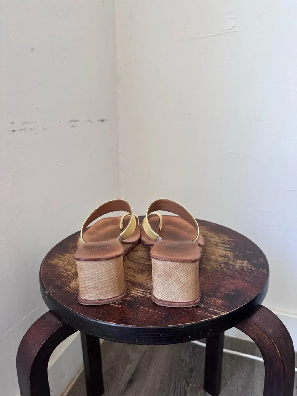 LoQ Yellow Patent Leather Wedge Sandals - Women's Slip-On